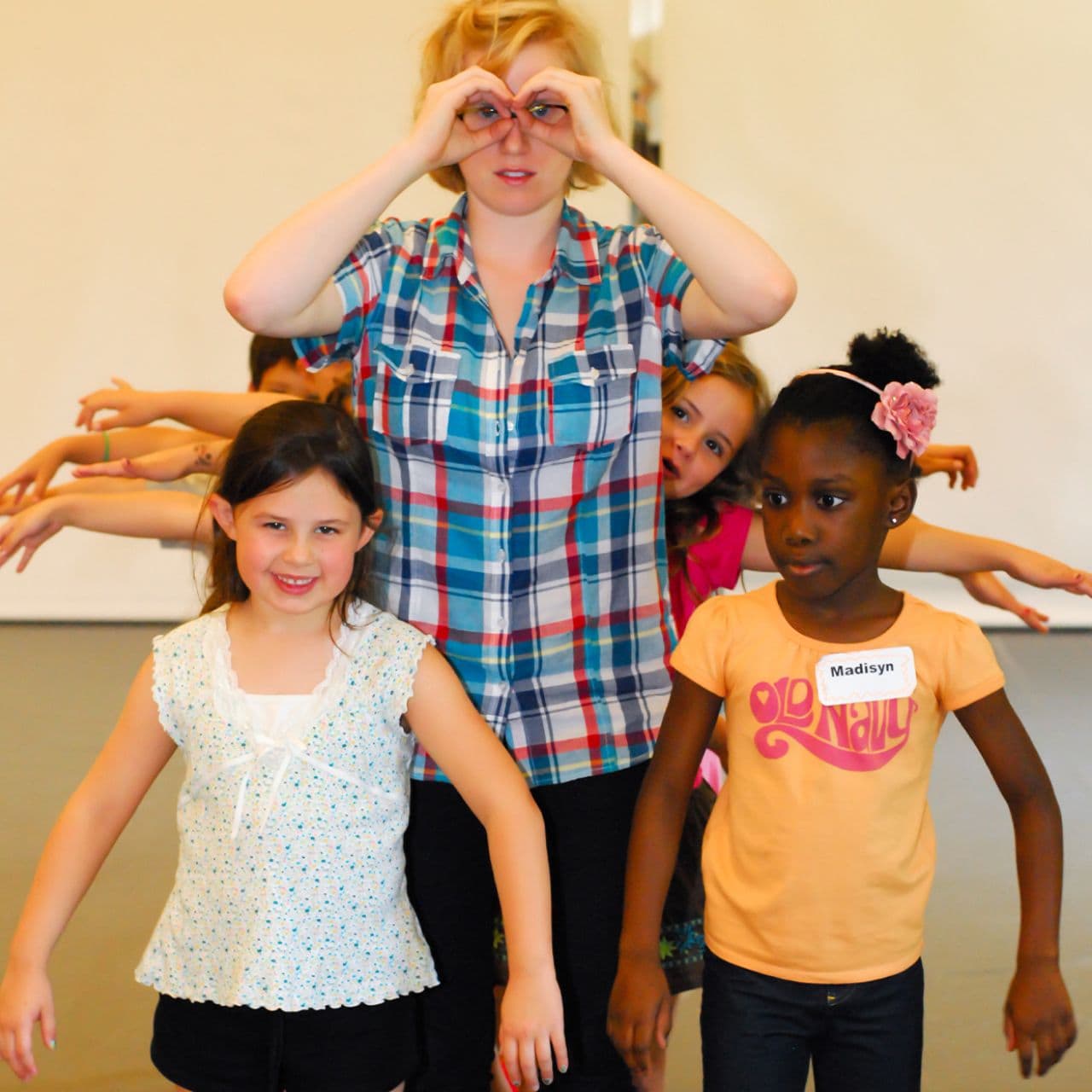 Children at Magic Tree Camp Class